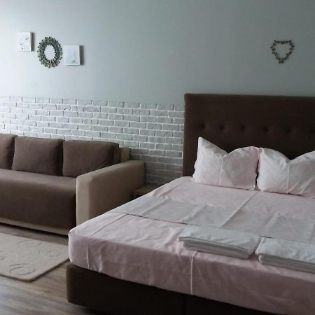 Garsoniera Bibi Mamaia Nord Apartment Ngoại thất bức ảnh