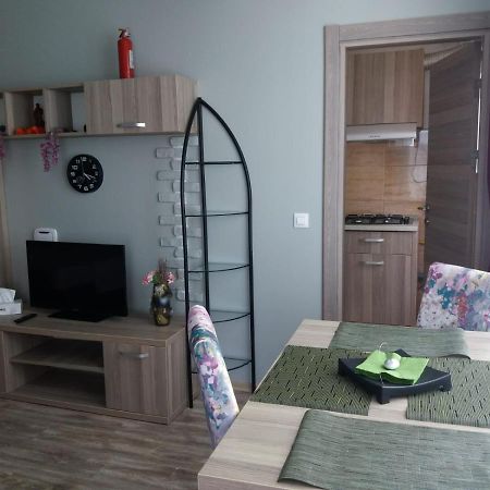 Garsoniera Bibi Mamaia Nord Apartment Ngoại thất bức ảnh