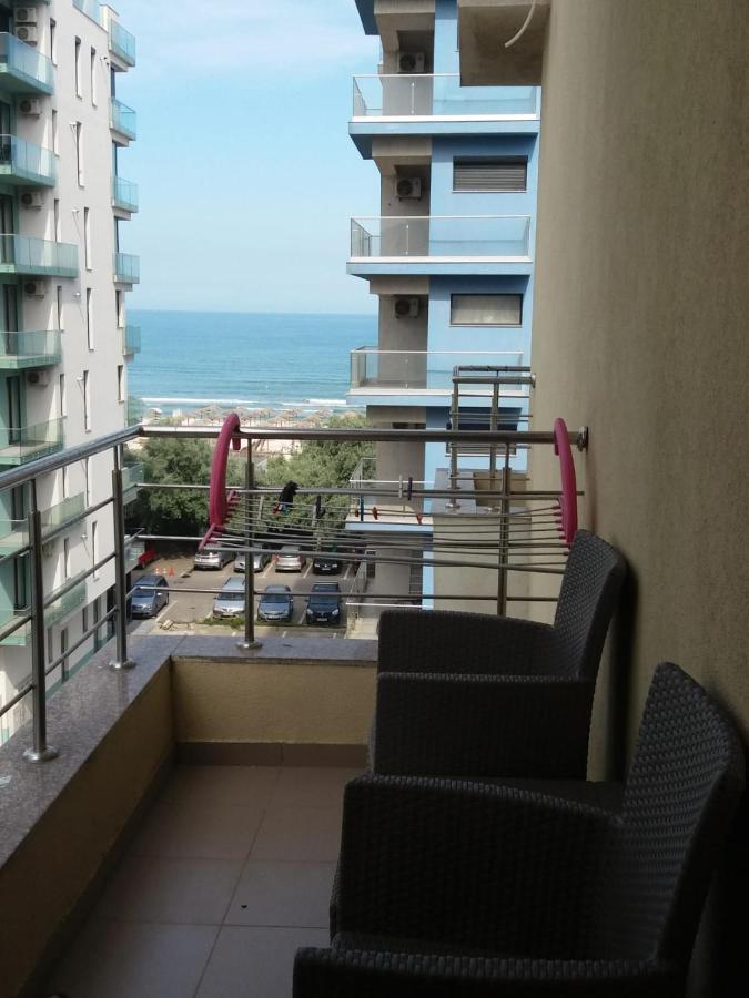 Garsoniera Bibi Mamaia Nord Apartment Ngoại thất bức ảnh